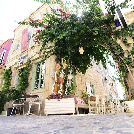 Hotel Efnan Butik Çeşme