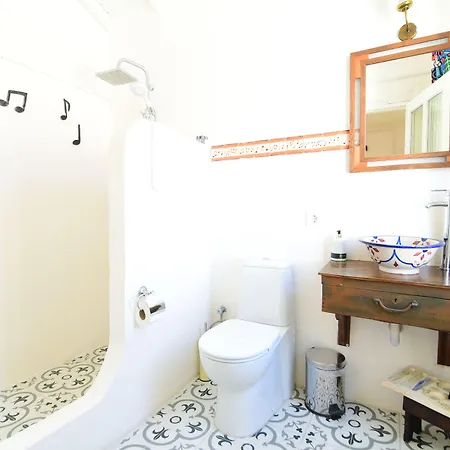 Efnan Butik 2* Çeşme