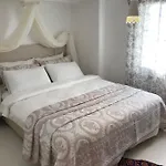 Efnan Butik Çeşme