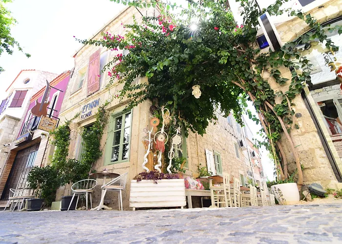 Otel Efnan Butik Çeşme